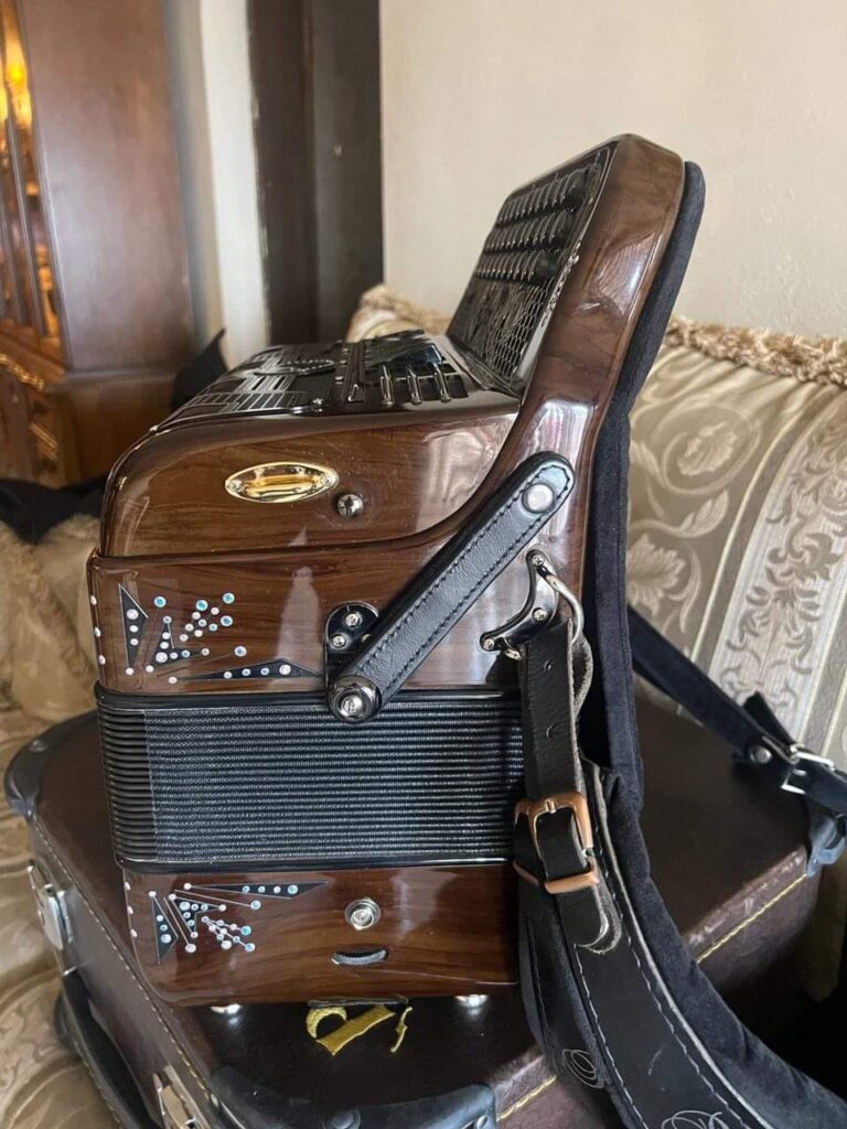 PEDRAZA ACCORDION FOR SALE (16)